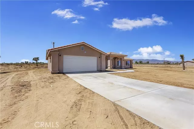 12275 Barbet Road, Phelan, CA 92371