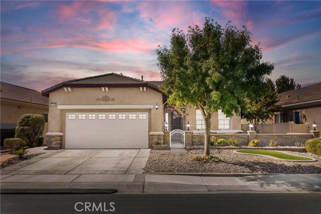 10466 Wilmington Lane, Apple Valley, CA 92308