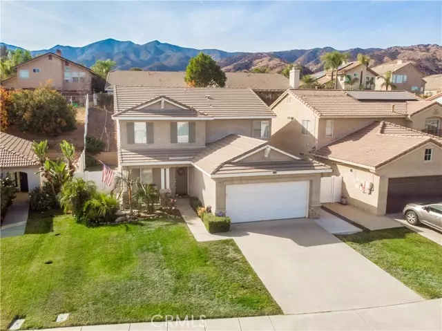 9235 Plume Grass Street, Corona, CA 92883