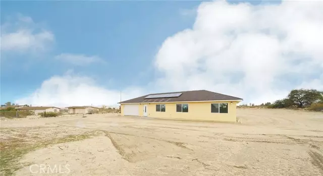 9243 Palomar Trail, Lucerne Valley, CA 92356