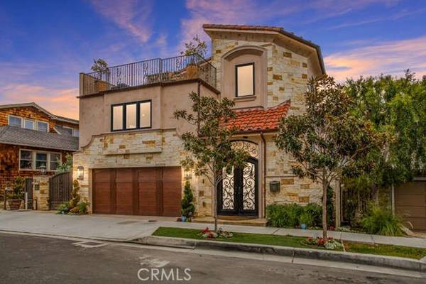 352 Hazel Drive, Corona Del Mar (newport Beach), CA 92625