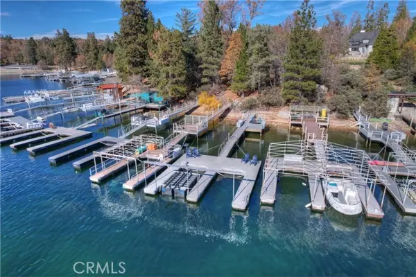 Lake Arrowhead, CA 92352,306 North Shore