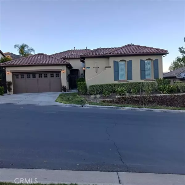 23881 Fawnskin Drive, Corona, CA 92883