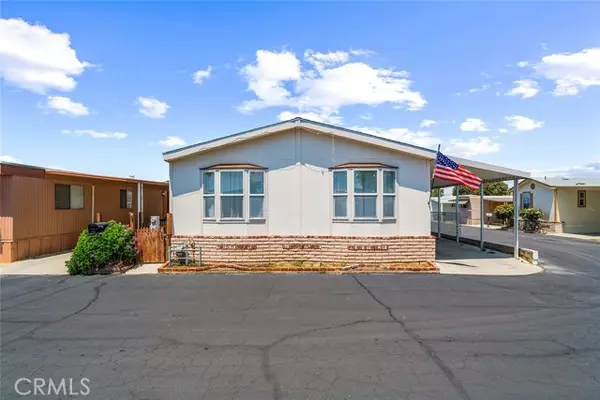 675 W Oakland Avenue #E2, Hemet, CA 92543