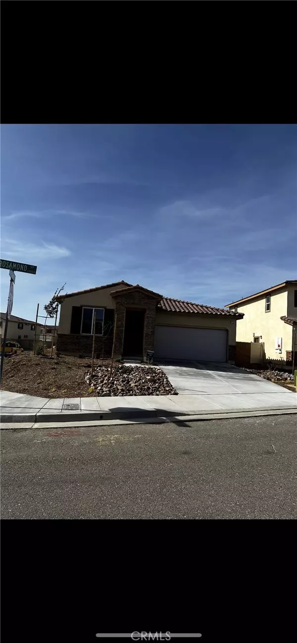 13074 Rosamond Court, Hesperia, CA 92344