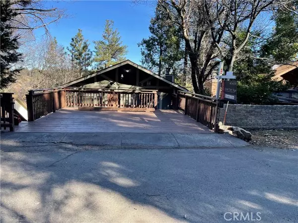 23872 Scenic Drive, Crestline, CA 92325