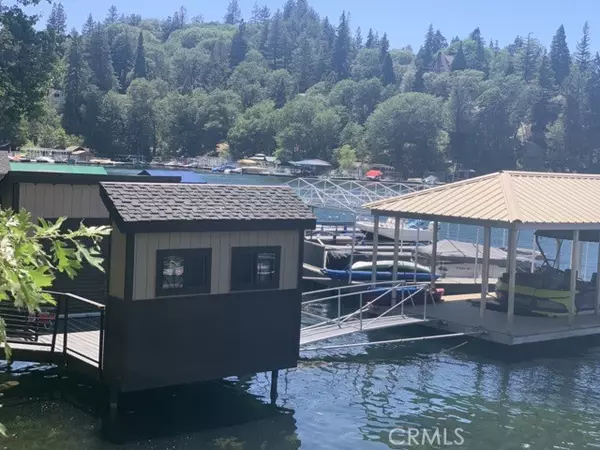 586 CA HWY 173, Lake Arrowhead, CA 92325