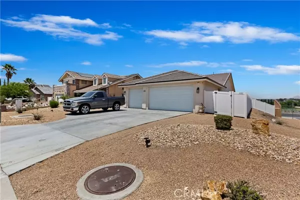 Victorville, CA 92395,14027 Driftwood Drive