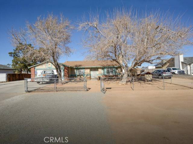 20852 Del Oro Road, Apple Valley, CA 92308