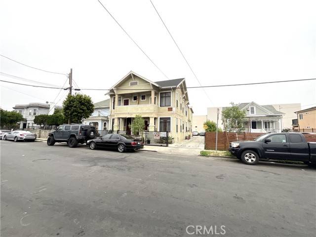 134 E 31st Street, Los Angeles, CA 90011