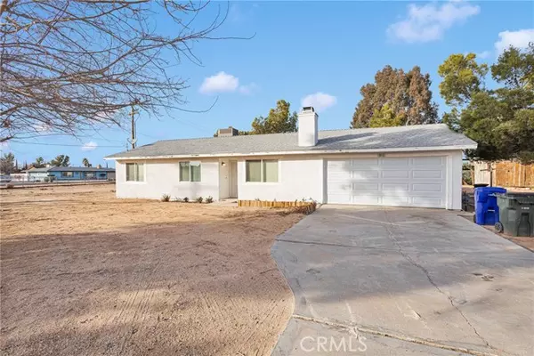 20910 Wren Street, Apple Valley, CA 92308