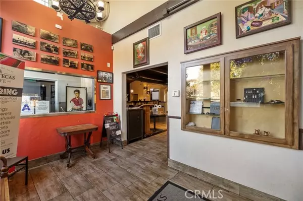 Riverside, CA 92507,3767 Iowa Avenue