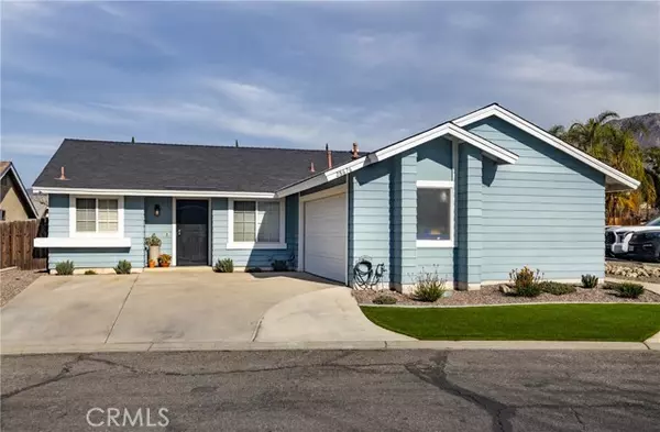 28676 Berwick Lane, Highland, CA 92346