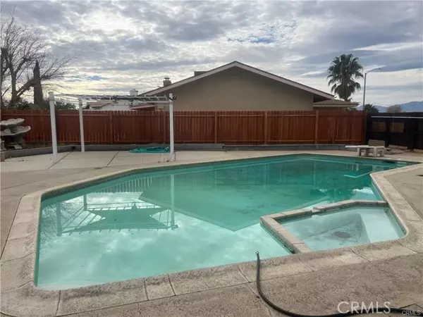 16037 Arroyo Drive, Victorville, CA 92395