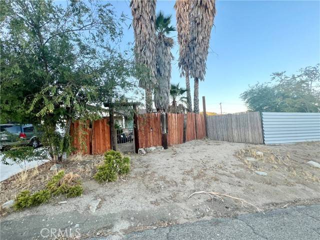 49174 Park Avenue, Morongo Valley, CA 92256