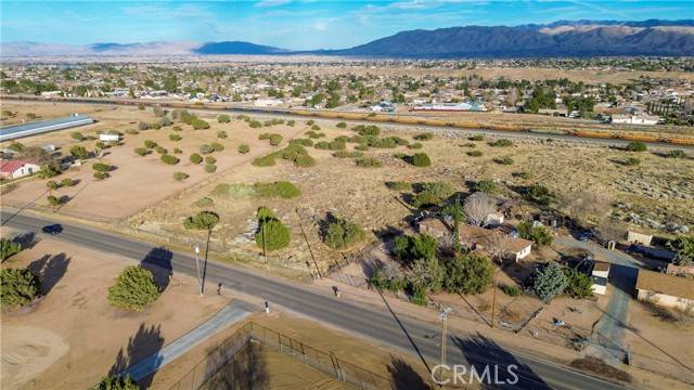 Hesperia, CA 92345,2 3rd Avenue