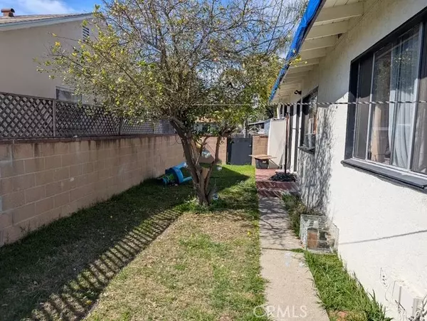 Pico Rivera, CA 90660,9834 La Docena Lane