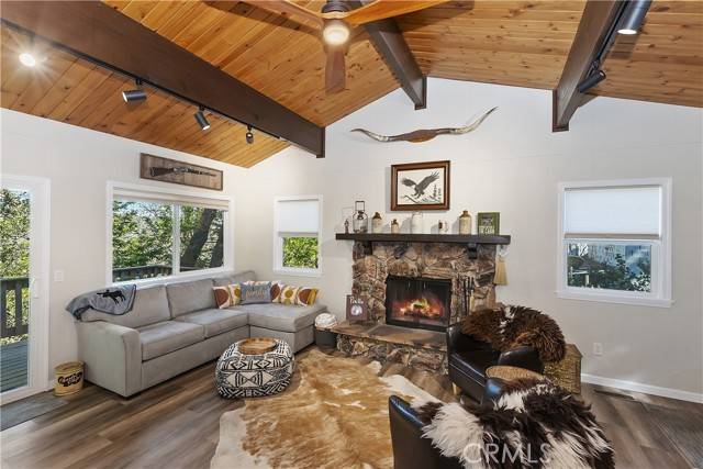 Crestline, CA 92325,24310 Wabern Drive