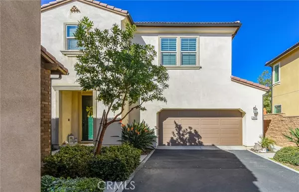 2993 Villa Catalonia Circle, Corona, CA 92881