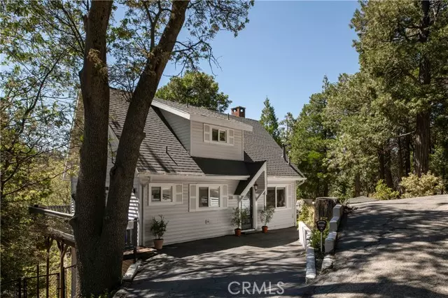 Lake Arrowhead, CA 92352,231 Crest Circle