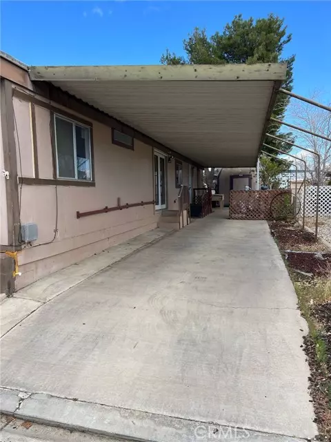 Apple Valley, CA 92307,20683 Waalew Road