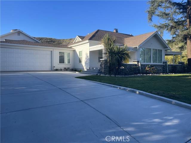 26195 Beaumont Avenue, Redlands, CA 92373