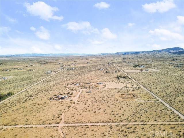 Landers, CA 92285,56125 Valley View Road