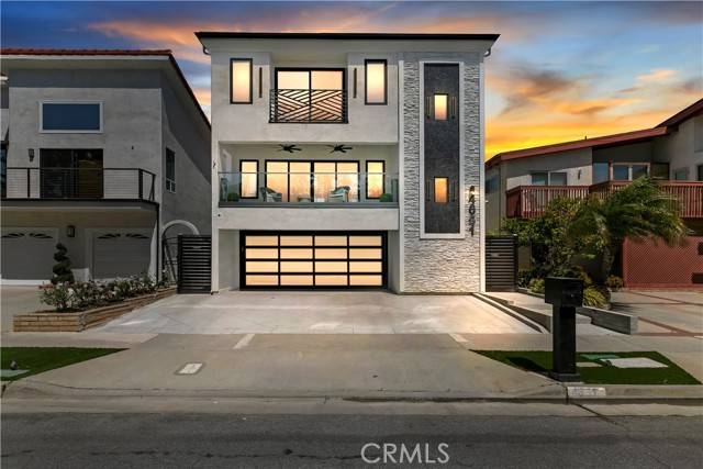 4651 Los Patos Avenue, Huntington Beach, CA 92649