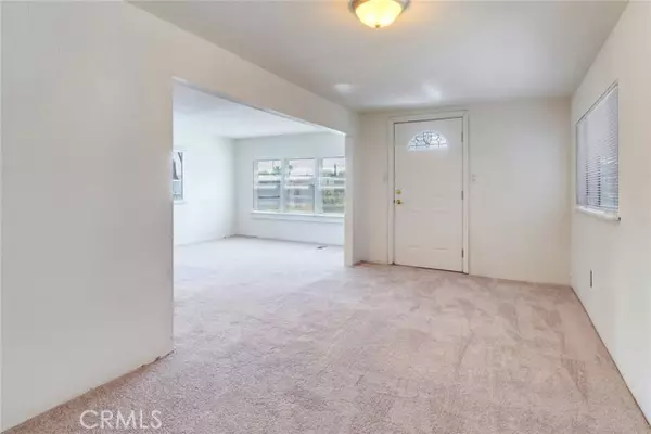 Corona, CA 92882,1203 W 6th Street #10