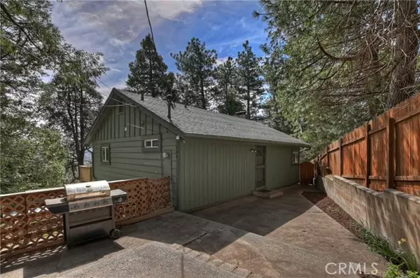 408 Hartman Circle, Cedarpines Park, CA 92322