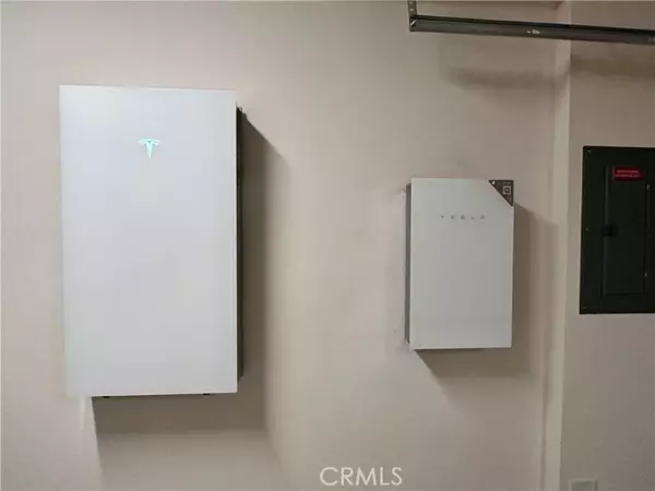 Santa Paula, CA 93060,1882 Coffeeberry Road