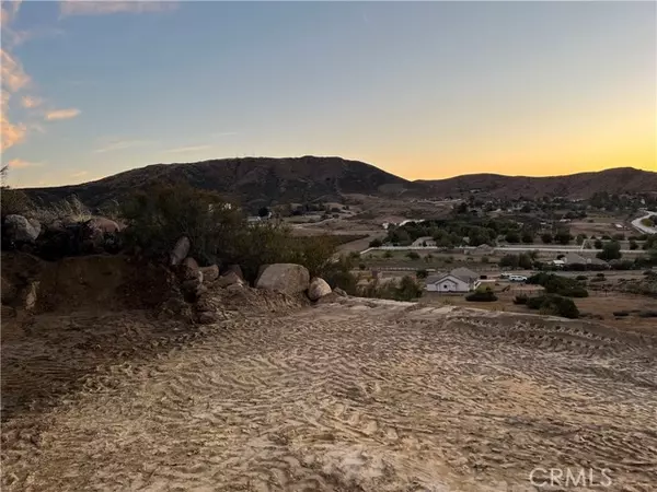 Riverside, CA 92570,4 ACRES ROCKY GLEN