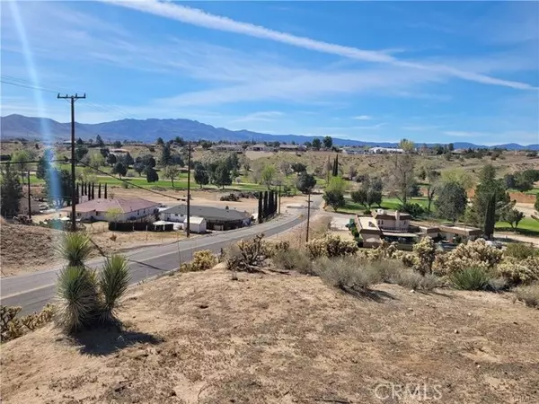 Hesperia, CA 92345,8782 Peach Avenue