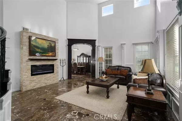 Corona, CA 92881,922 Armata Drive
