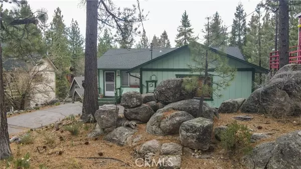 Fawnskin, CA 92333,39177 Arapahoe Road