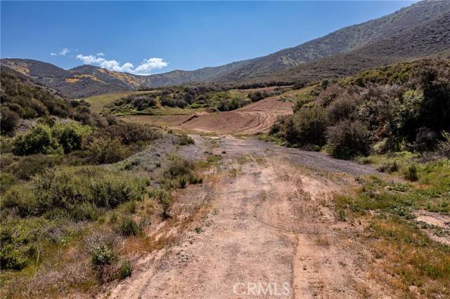 Mentone, CA 92359,1 Plummers Lane