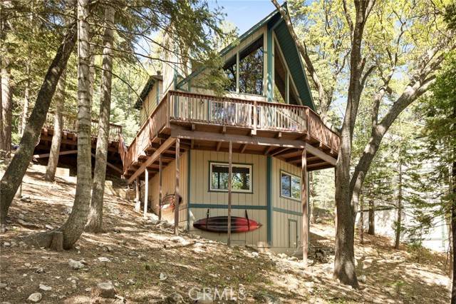 26627 Thunderbird Drive, Lake Arrowhead, CA 92352