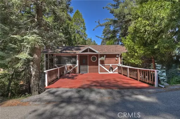 1027 Nesthorn Drive, Crestline, CA 92325