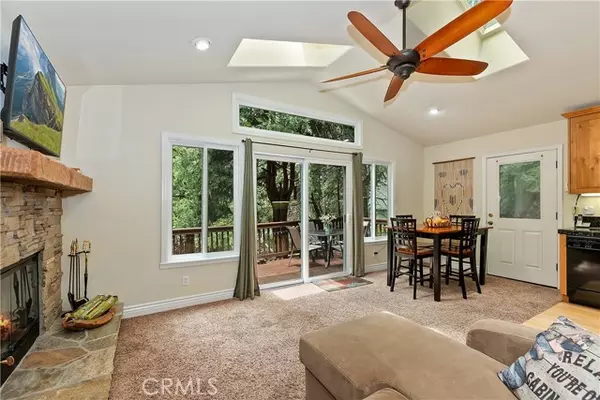 Crestline, CA 92325,23776 Lakeview Drive