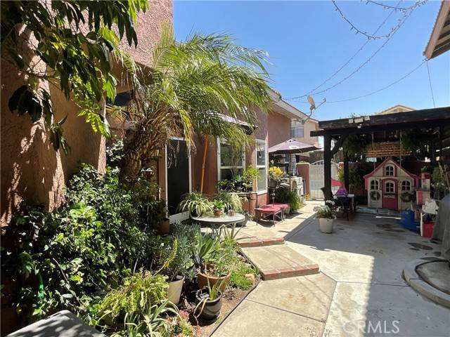 Fontana, CA 92336,6559 Pacifica Avenue