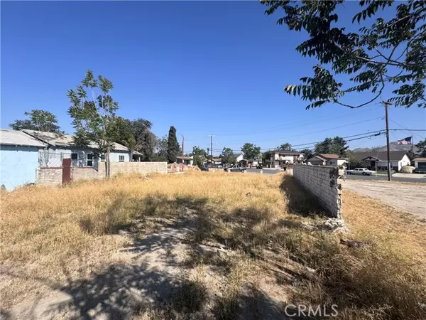 Colton, CA 92324,815 Orange Grove Avenue