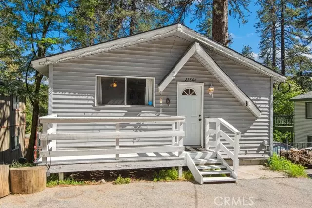 Crestline, CA 92325,22868 Laurel Lane