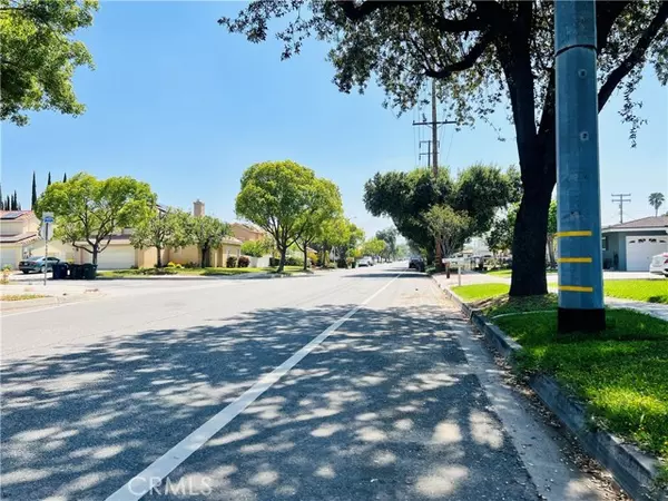 Redlands, CA 92374,122 E Pioneer Avenue