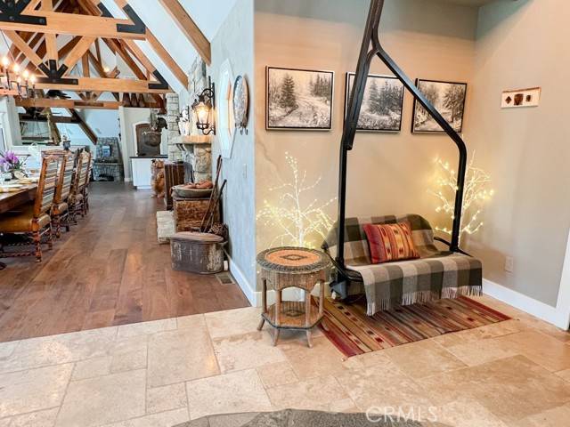 Lake Arrowhead, CA 92352,923 Lake Edge Way