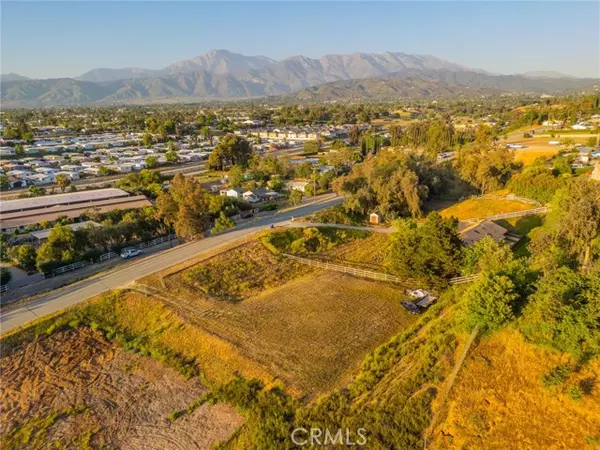 Yucaipa, CA 92399,34077 5th Place