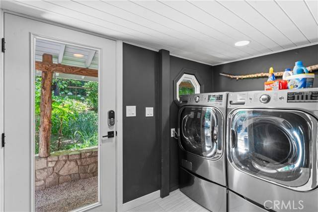 Lake Arrowhead, CA 92352,609 Millburn Road