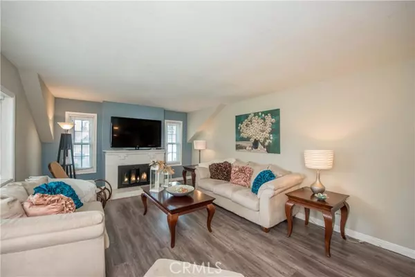 Placentia, CA 92870,747 De Jesus