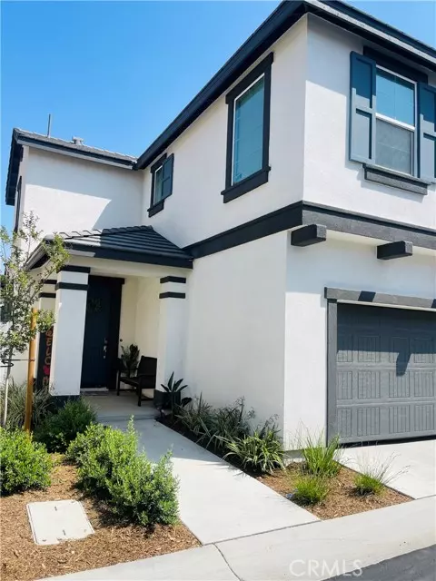 Rialto, CA 92377,2518 Gunner Ridge
