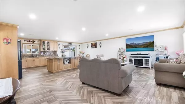 Fontana, CA 92335,9828 Carob Avenue