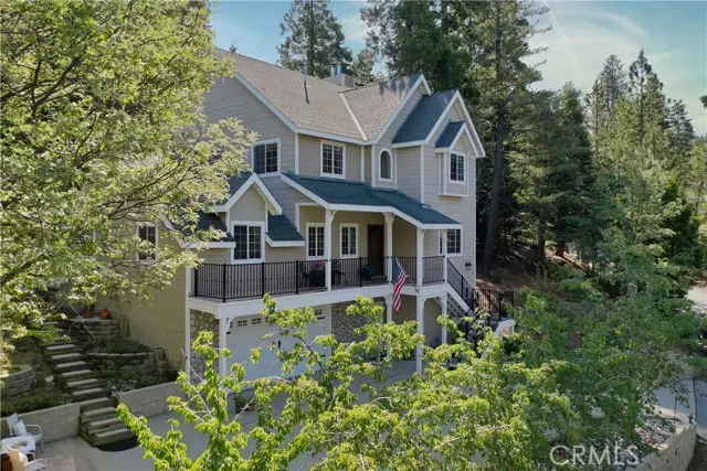 Lake Arrowhead, CA 92317,197 Massive Road